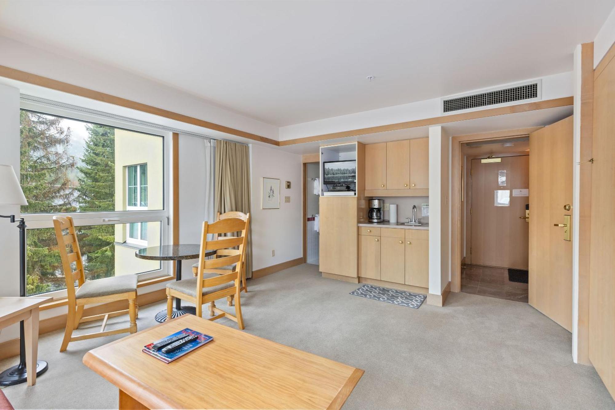 Appartamento Le Chamois By Whistler Premier Esterno foto