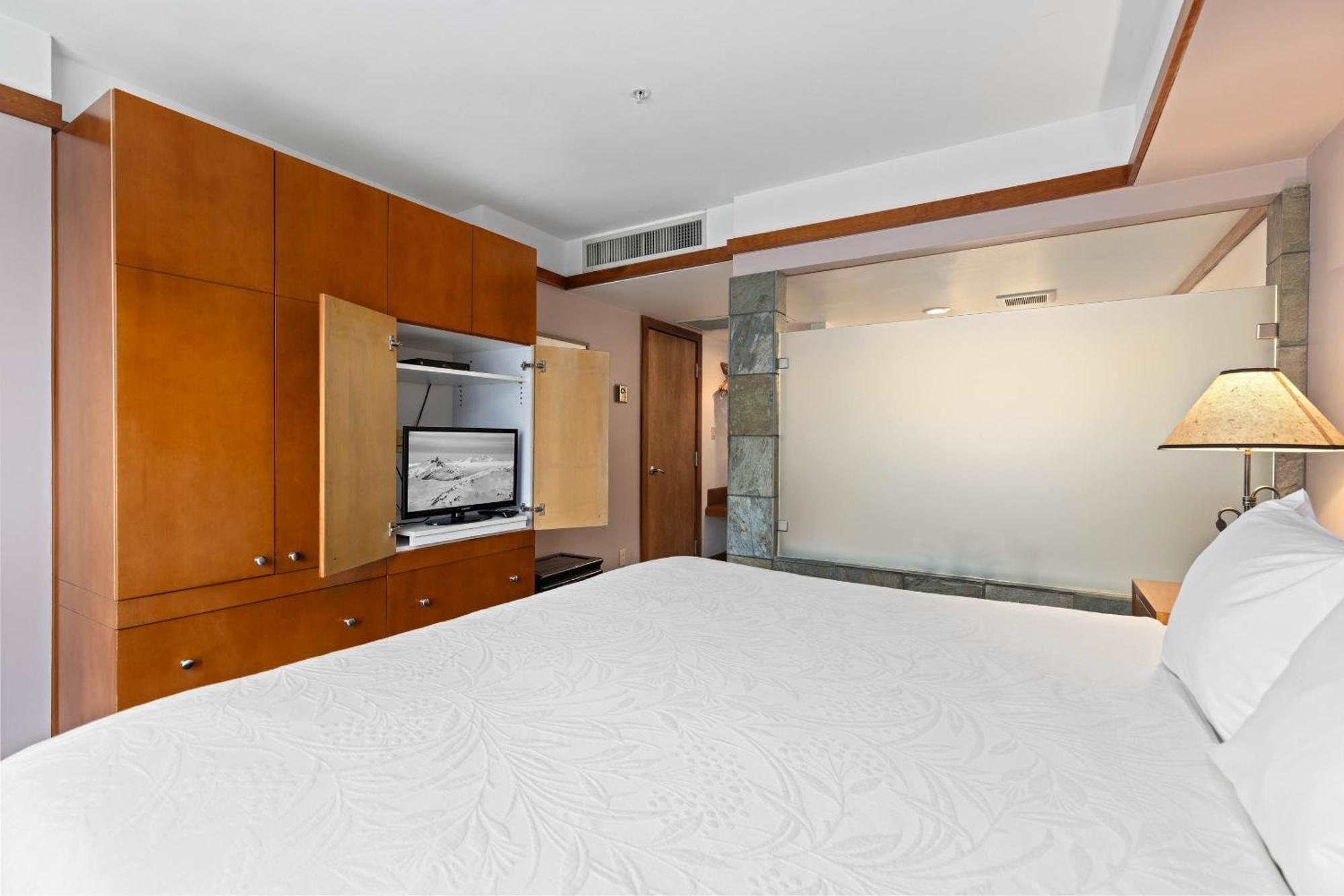 Appartamento Le Chamois By Whistler Premier Esterno foto